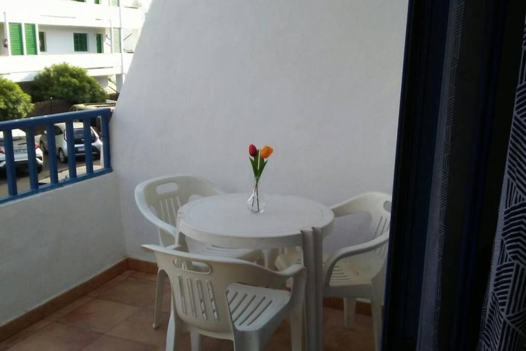 Apartamento Cerca De La Playa Appartement Puerto del Carmen  Buitenkant foto